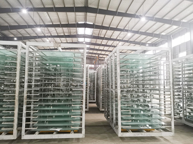 fuertes capacidades de fabricación